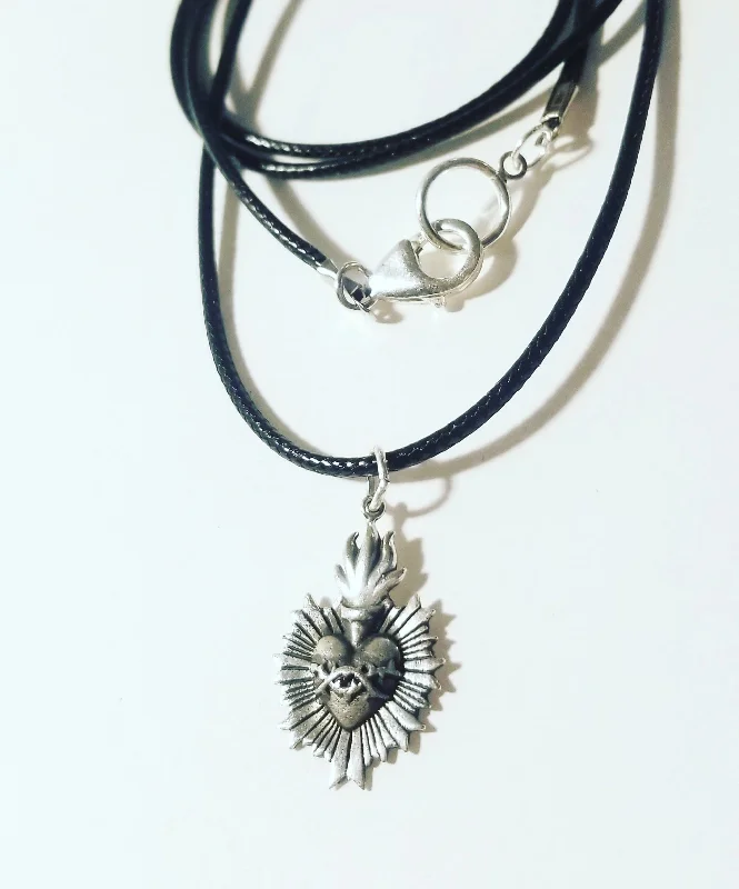 Modern Gemstone Necklaces-Sacred Heart Leather Necklace