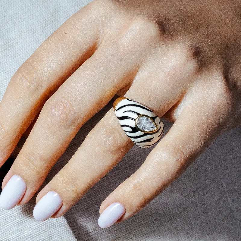 Simple Silver Rings-Clearance-Silver 925 Gold Plated Black White Enamel Clear Pear CZ Zebra Stripe Dome Ring - STR00873