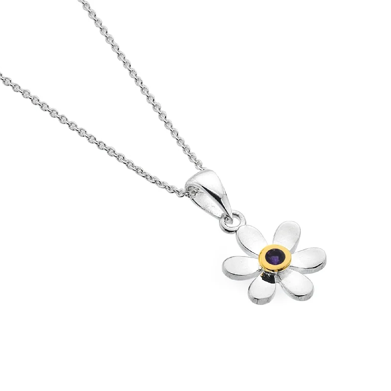 Large Gold Pendant Necklaces-Sea Gems Garnet Daisy Necklace