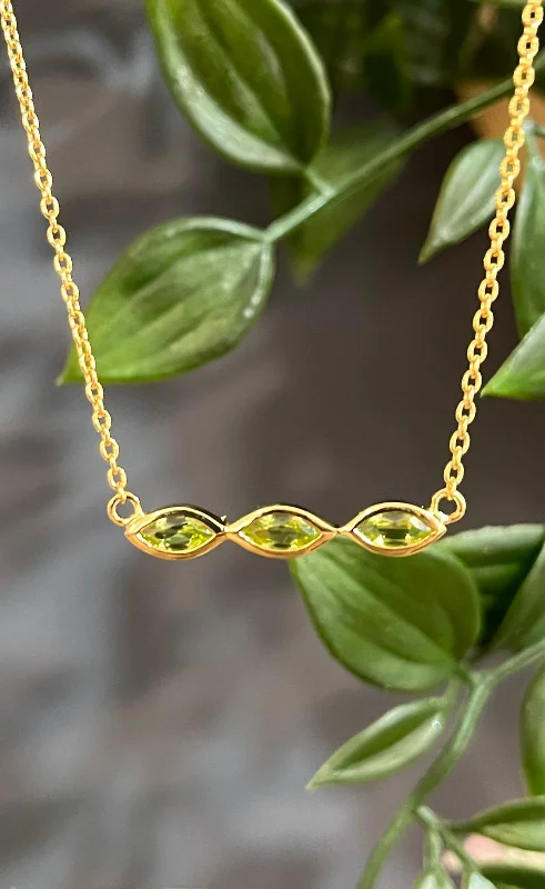 Statement Crystal Necklaces-Unique & Co Gold Vermeil Peridot Pendant Necklace