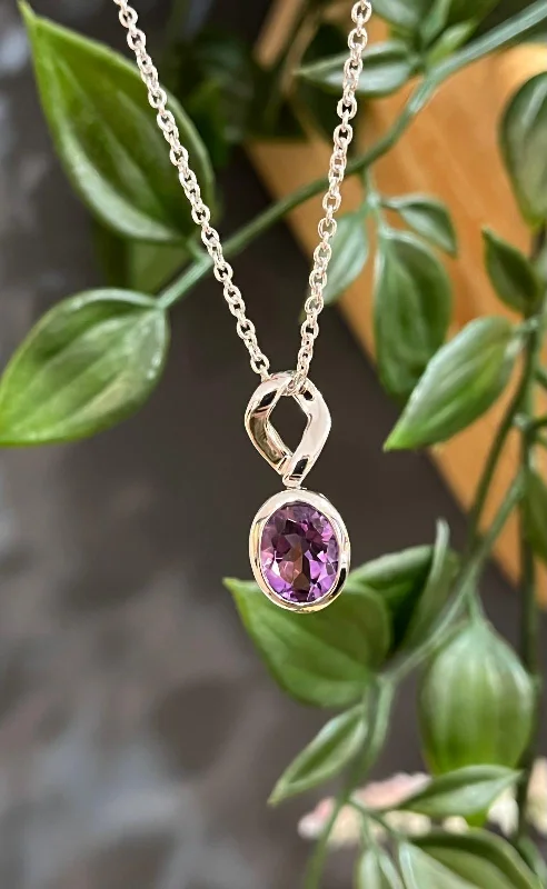 Custom Silver Necklaces-Unique & Co Yellow Gold Vermeil Amethyst Pendant Necklace